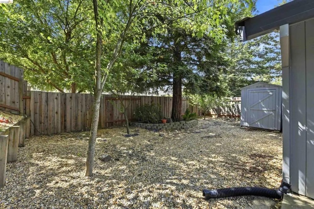 1734 Canberra Pl El Dorado Hills, CA 95762