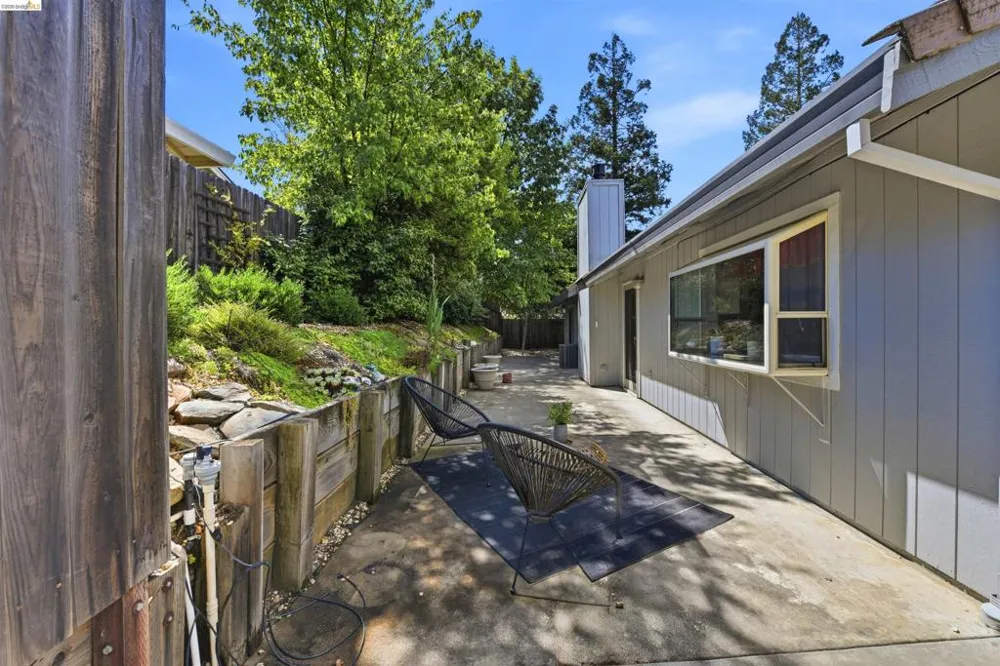 1734 Canberra Pl El Dorado Hills, CA 95762