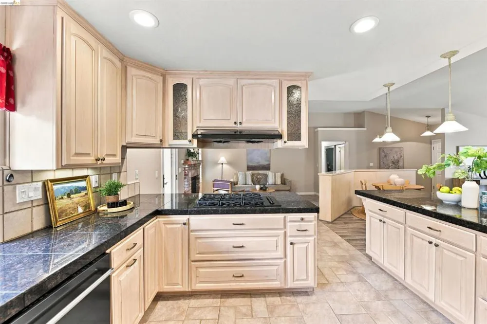 1734 Canberra Pl El Dorado Hills, CA 95762