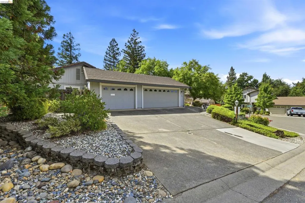 1734 Canberra Pl El Dorado Hills, CA 95762