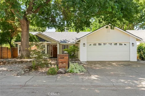 10 Savannah Lane
