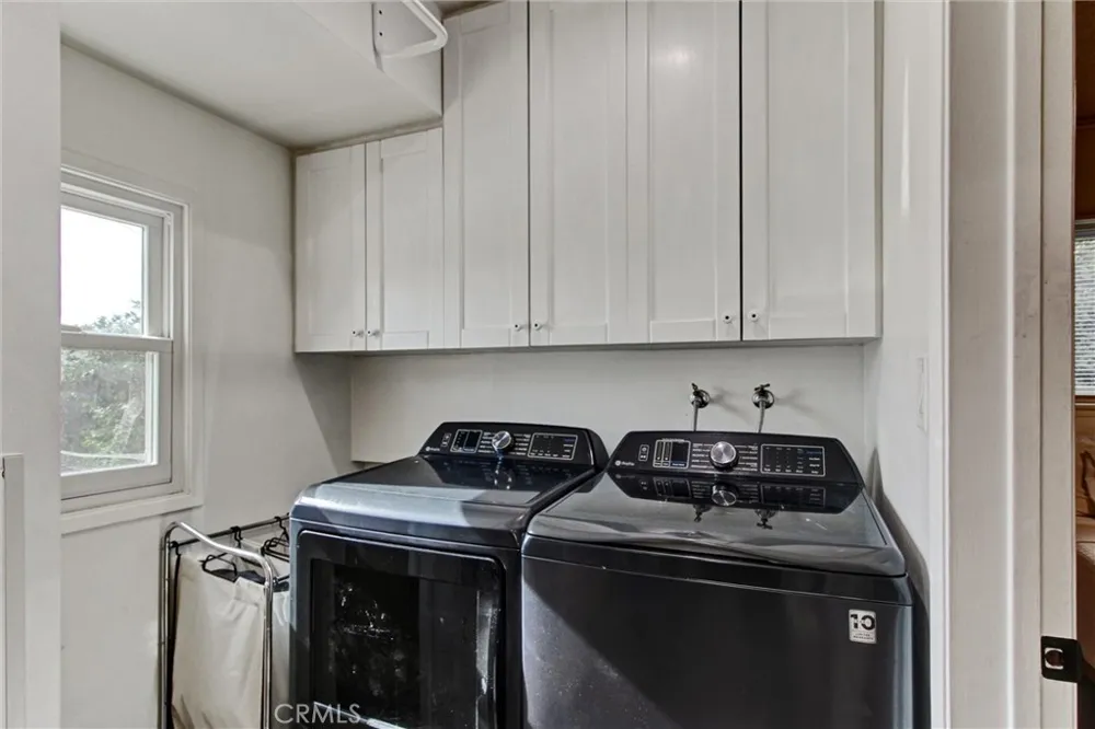 1247 Devon Redlands, CA 92374