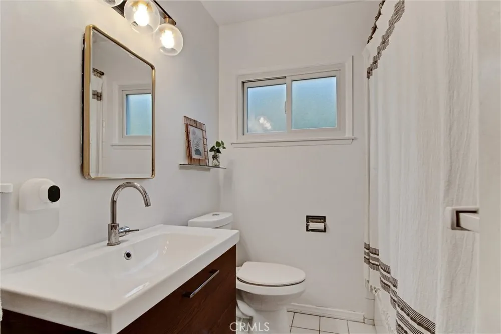 1247 Devon Redlands, CA 92374