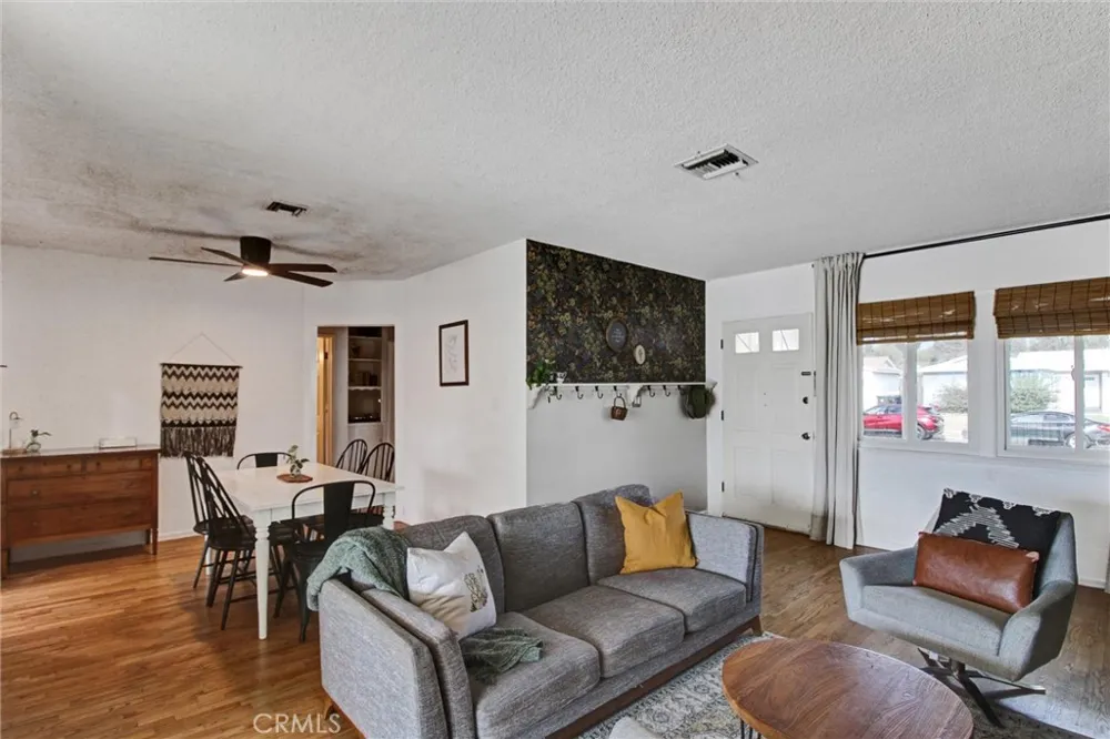 1247 Devon Redlands, CA 92374