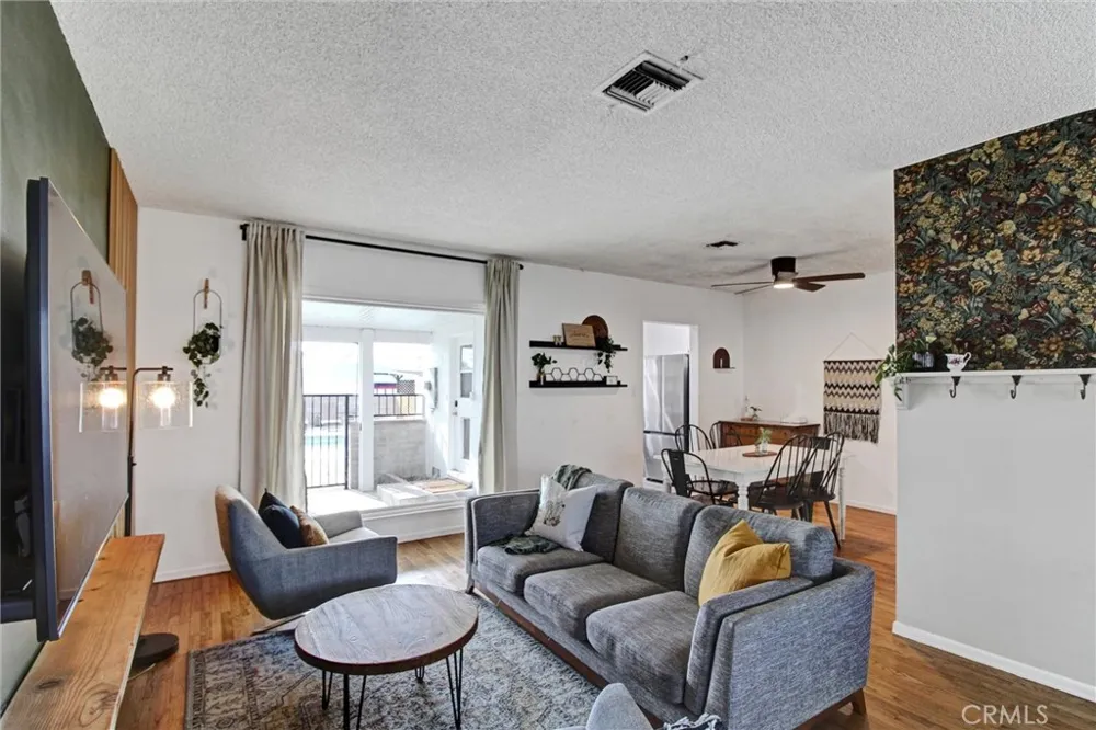 1247 Devon Redlands, CA 92374