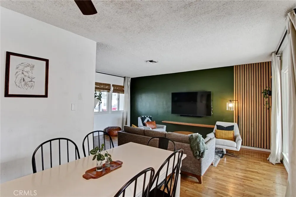 1247 Devon Redlands, CA 92374