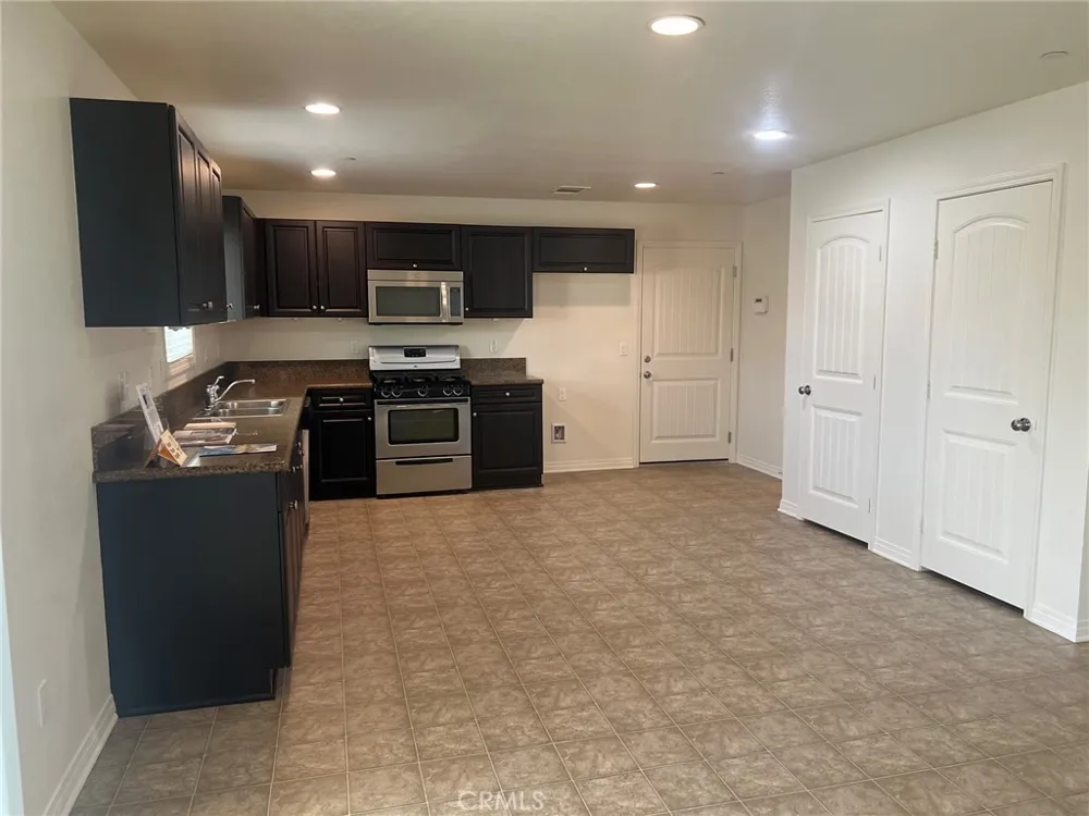 756 Brownie Way Beaumont, CA 92223