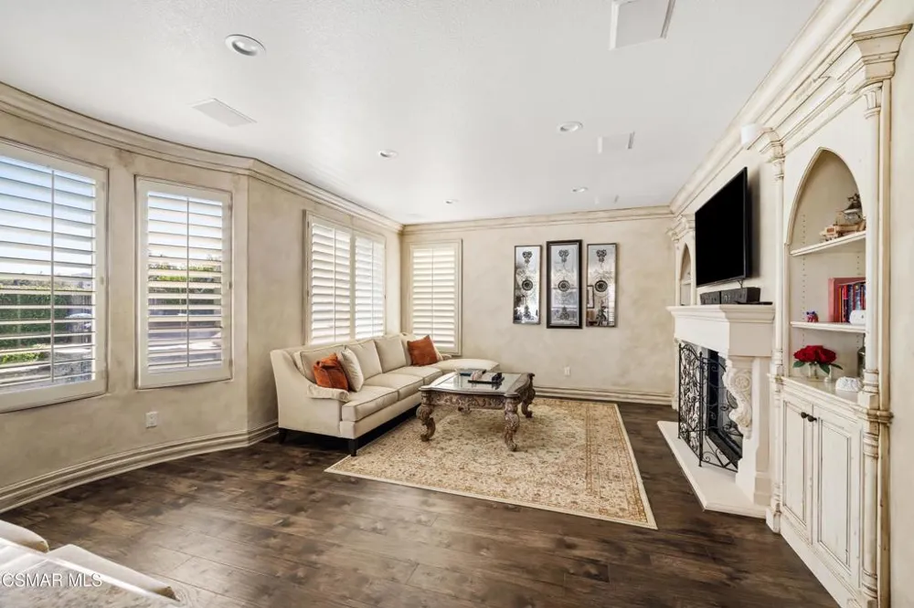 428 Woodland Road Simi Valley, CA 93065