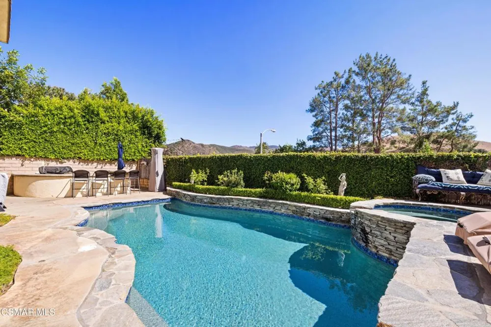 428 Woodland Road Simi Valley, CA 93065