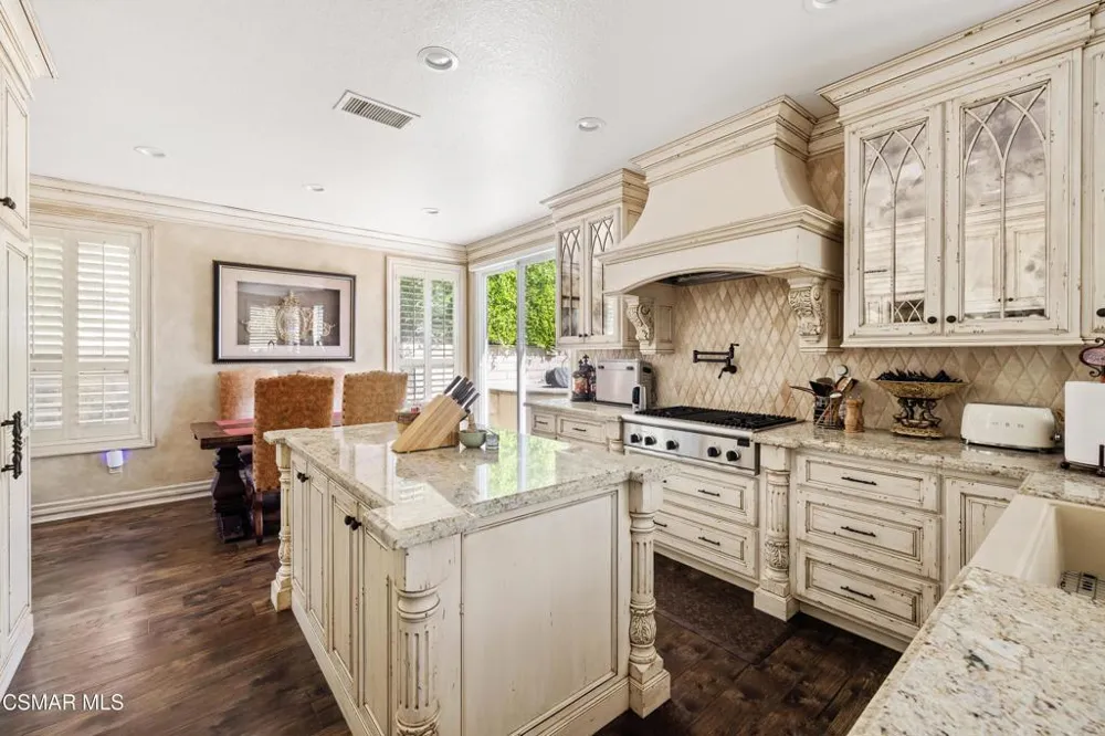 428 Woodland Road Simi Valley, CA 93065