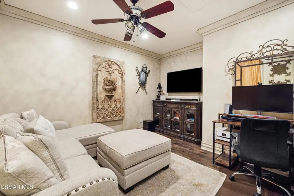 428 Woodland Road Simi Valley, CA 93065