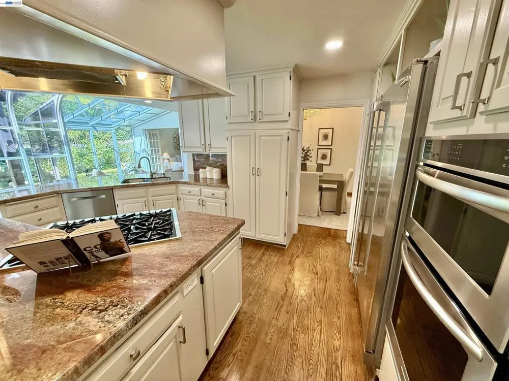516 Moraga Way Orinda, CA 94563