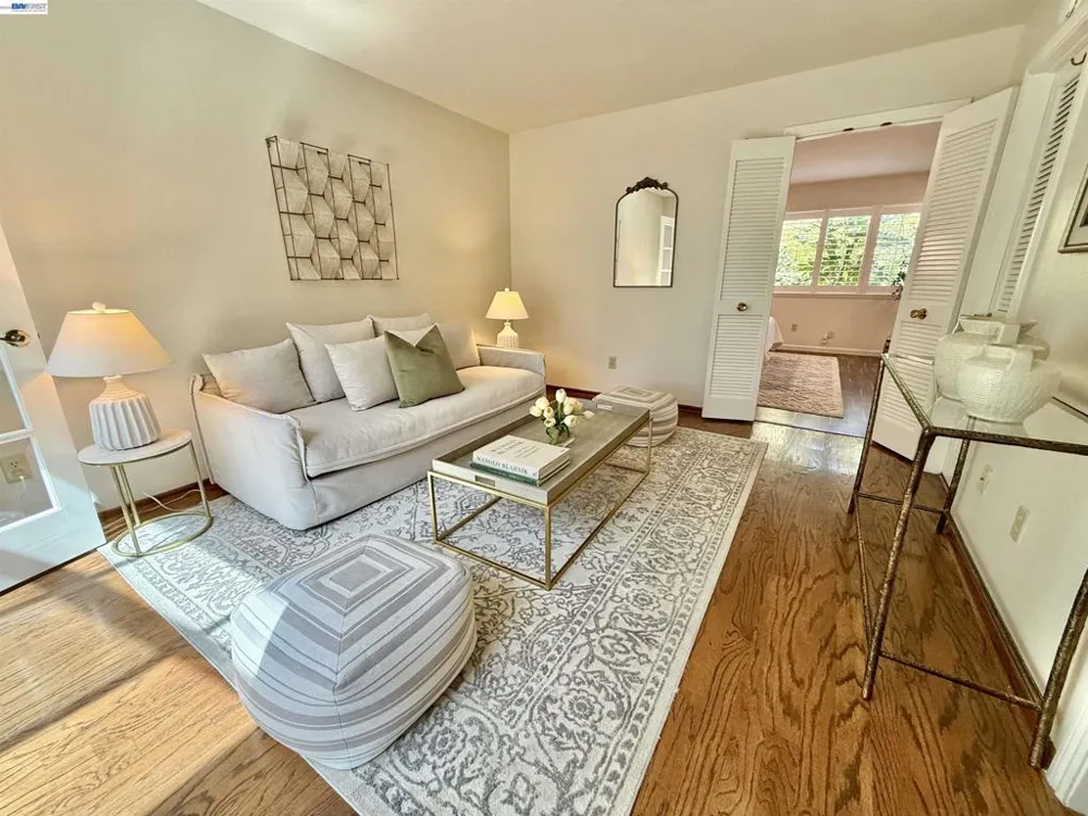 516 Moraga Way Orinda, CA 94563