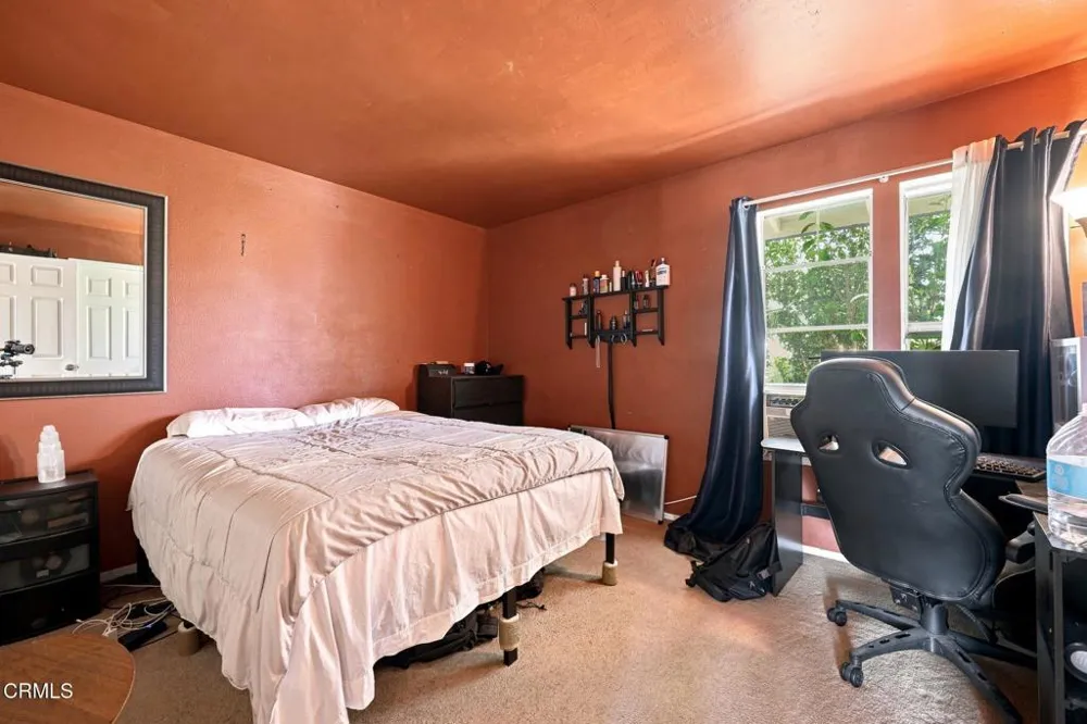 2033 Miramar Walk Oxnard, CA 93035