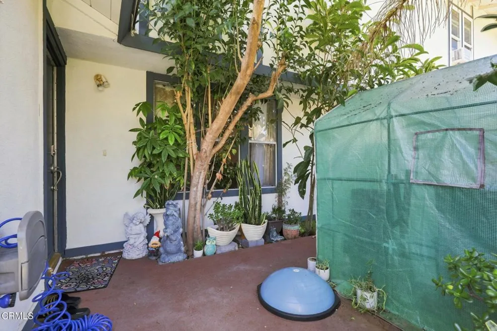 2033 Miramar Walk Oxnard, CA 93035