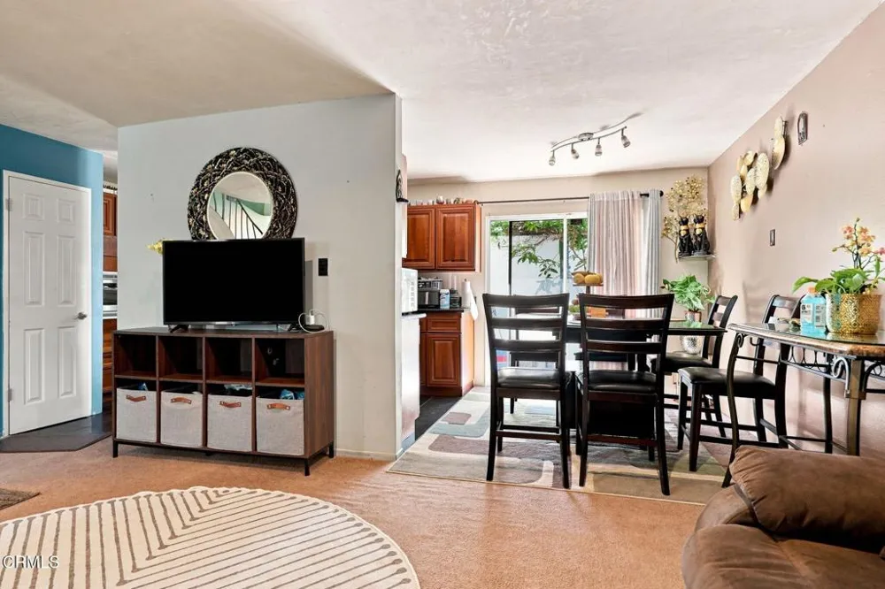 2033 Miramar Walk Oxnard, CA 93035
