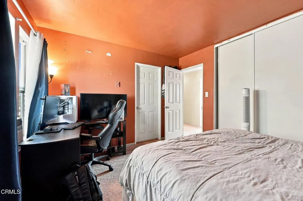 2033 Miramar Walk Oxnard, CA 93035