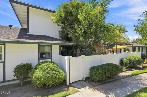2033 Miramar Walk