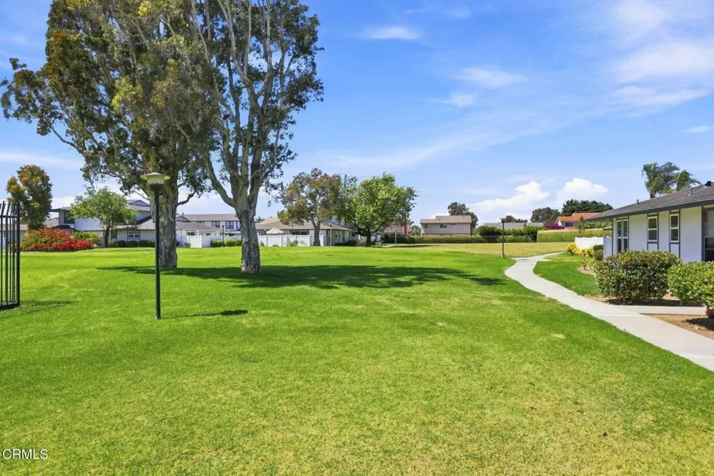 2033 Miramar Walk Oxnard, CA 93035