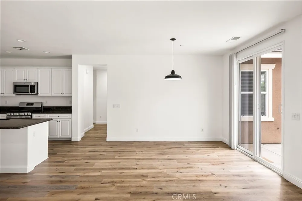 37019 Running Springs Murrieta, CA 92563