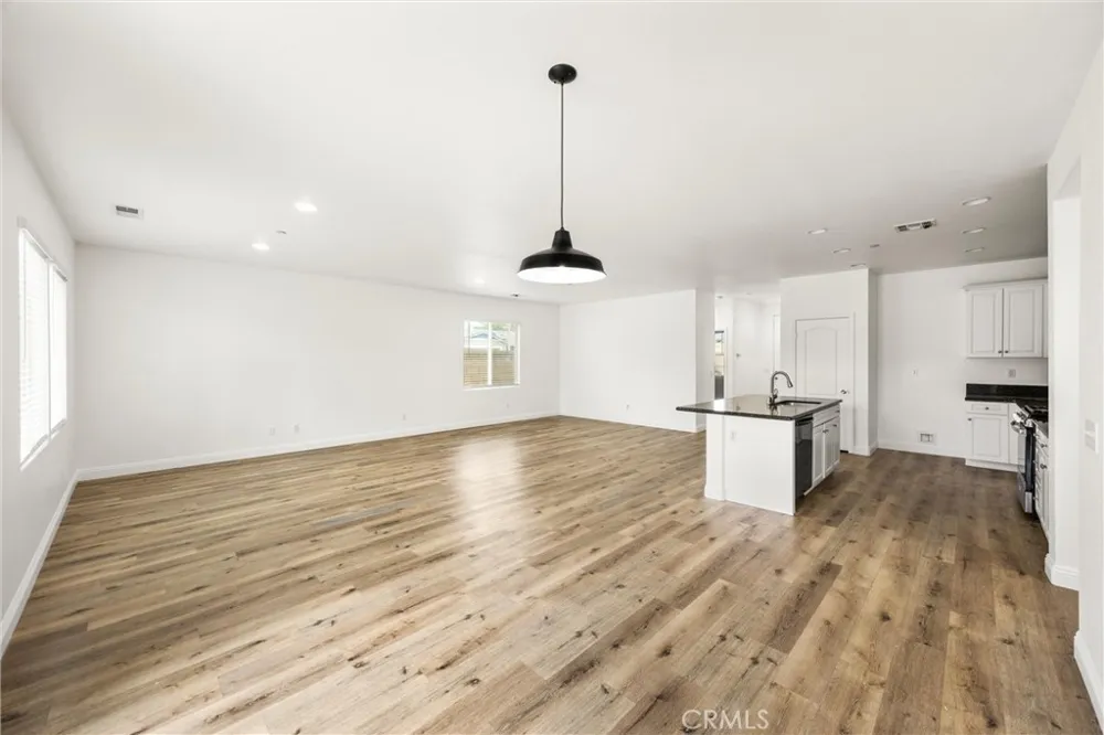 37019 Running Springs Murrieta, CA 92563