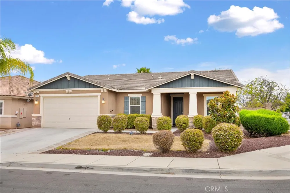 37019 Running Springs Murrieta, CA 92563