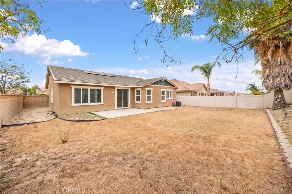 37019 Running Springs Murrieta, CA 92563