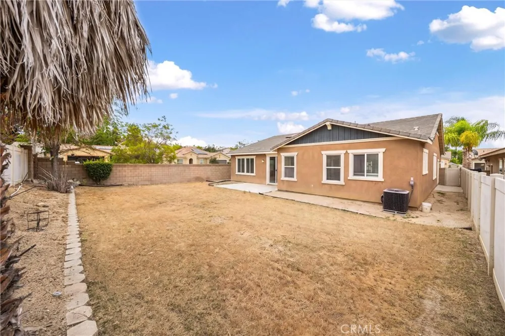 37019 Running Springs Murrieta, CA 92563