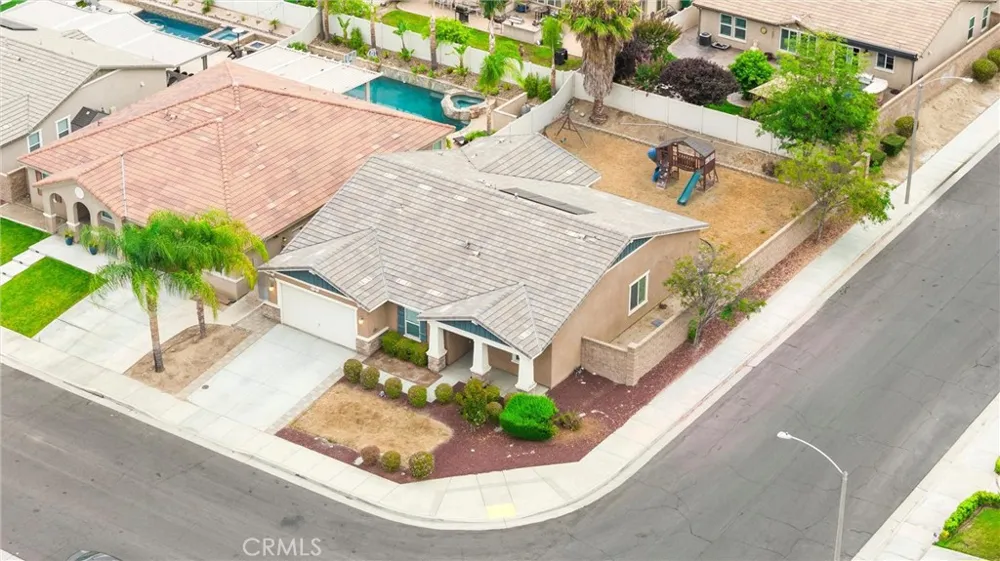 37019 Running Springs Murrieta, CA 92563