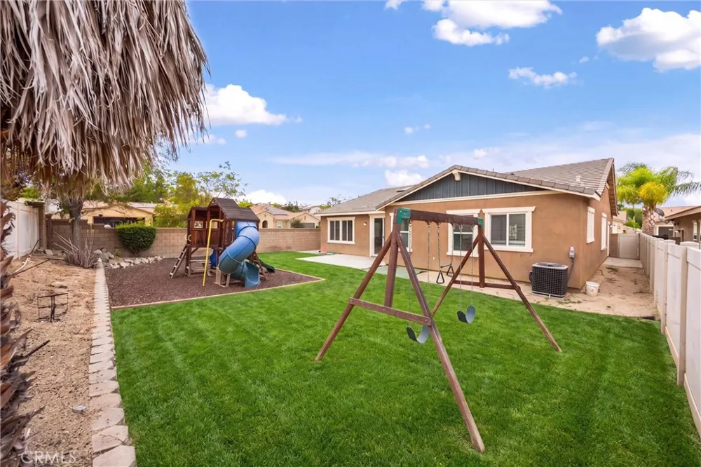 37019 Running Springs Murrieta, CA 92563