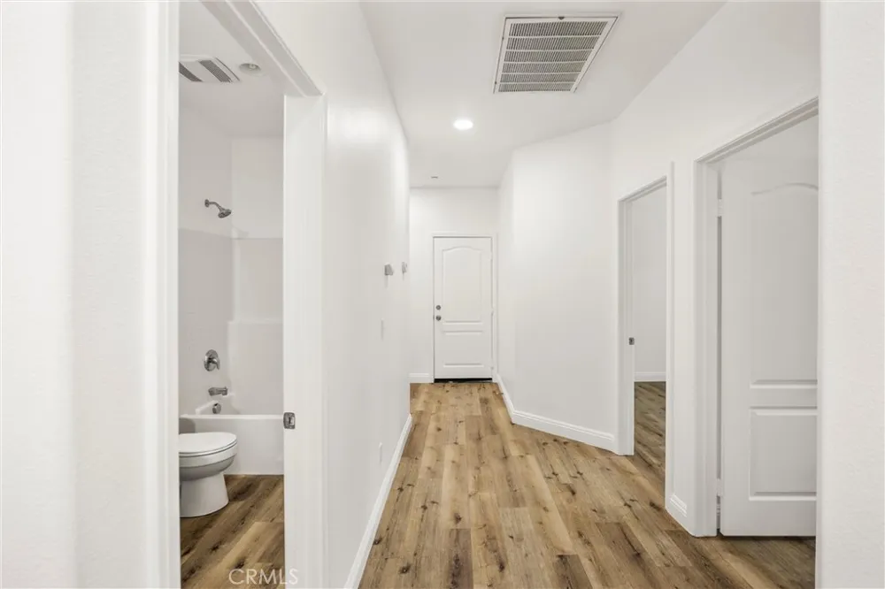 37019 Running Springs Murrieta, CA 92563