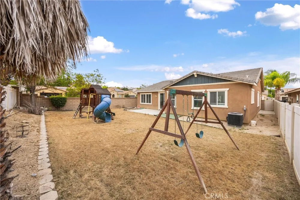 37019 Running Springs Murrieta, CA 92563