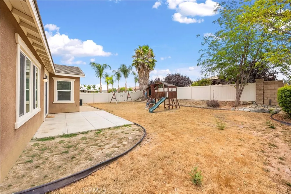 37019 Running Springs Murrieta, CA 92563