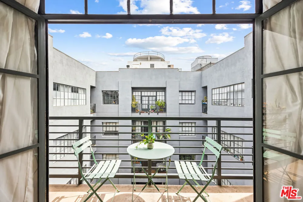 420 S San Pedro Street #628 Los Angeles, CA 90013