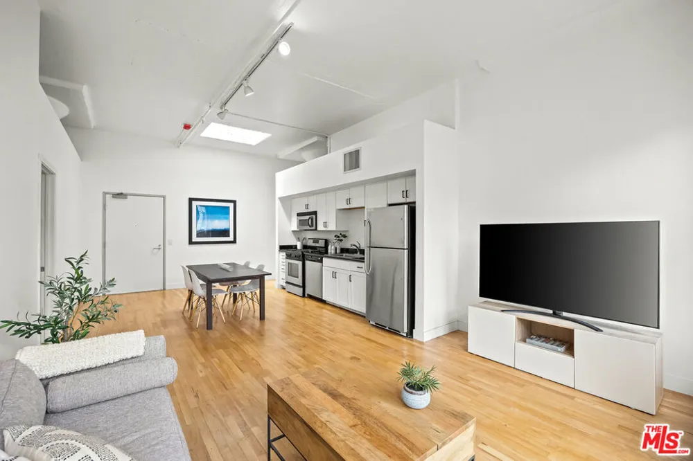 420 S San Pedro Street #628 Los Angeles, CA 90013
