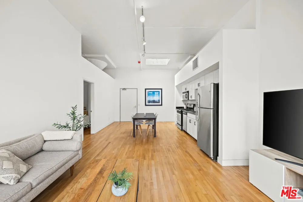 420 S San Pedro Street #628 Los Angeles, CA 90013