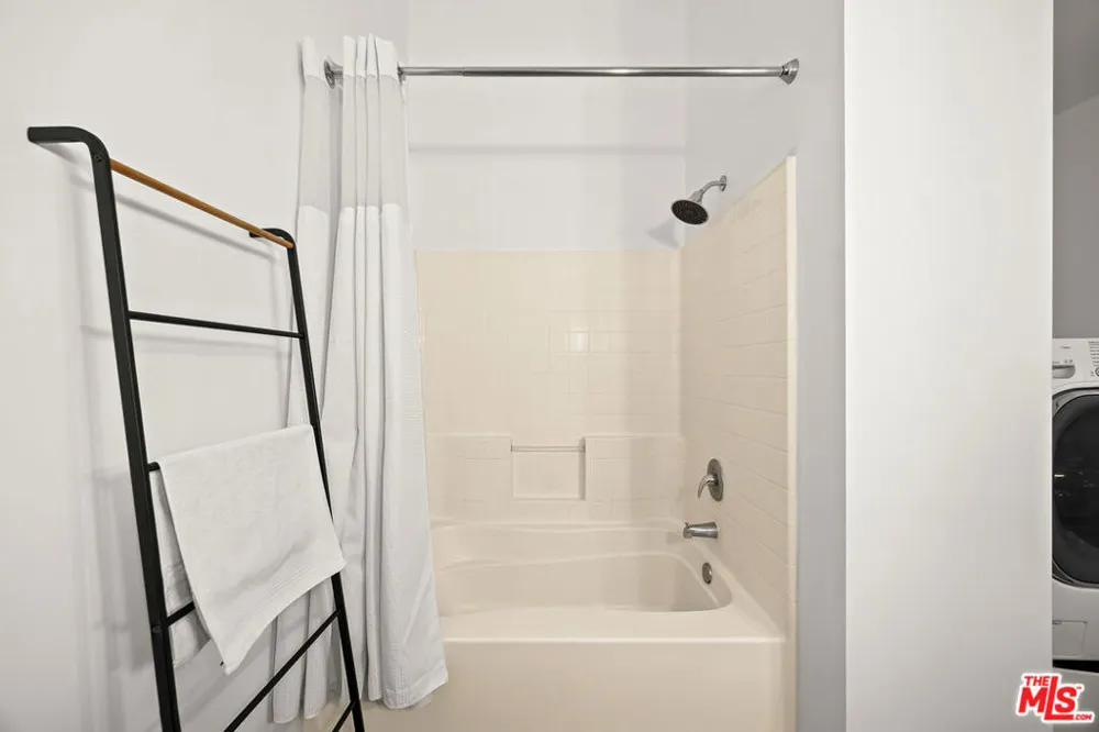 420 S San Pedro Street #628 Los Angeles, CA 90013