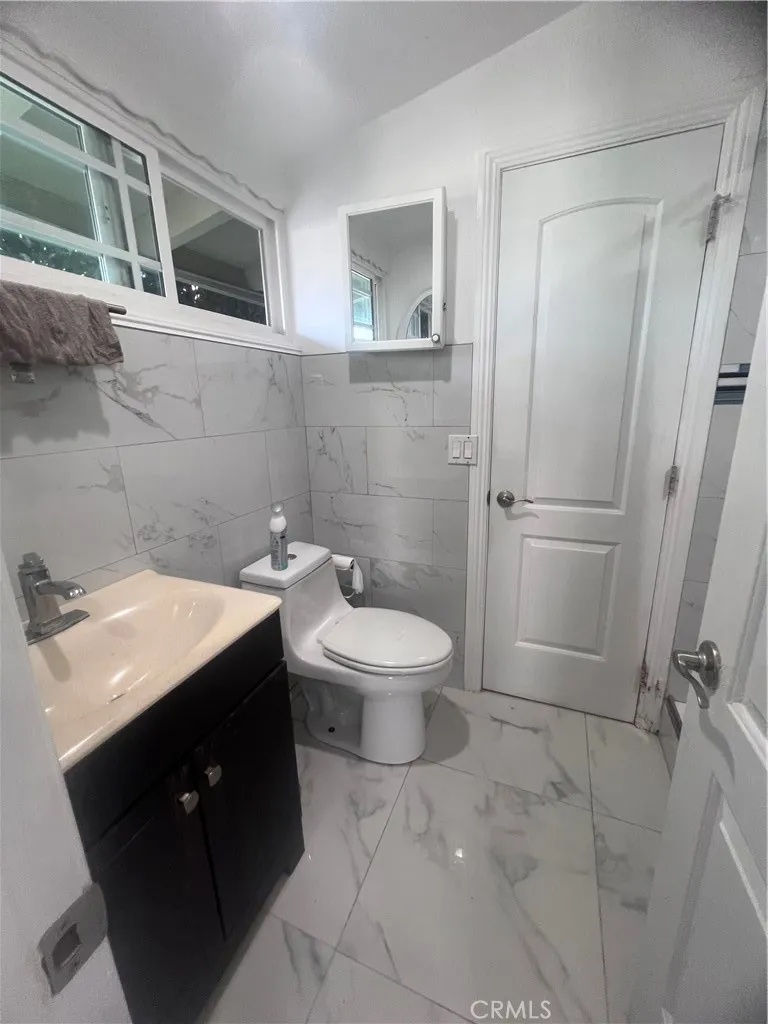13361 Redbird St Garden Grove, CA 92843