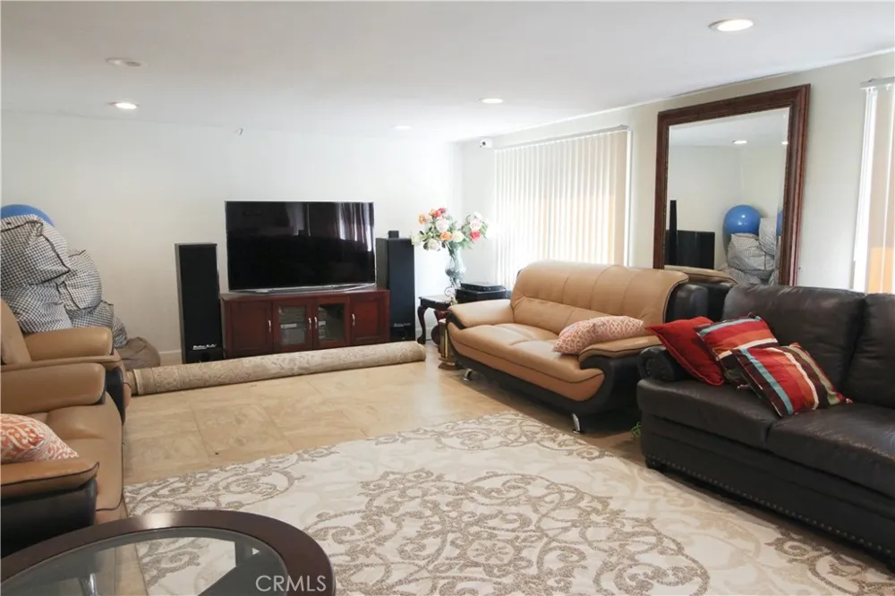 13361 Redbird St Garden Grove, CA 92843