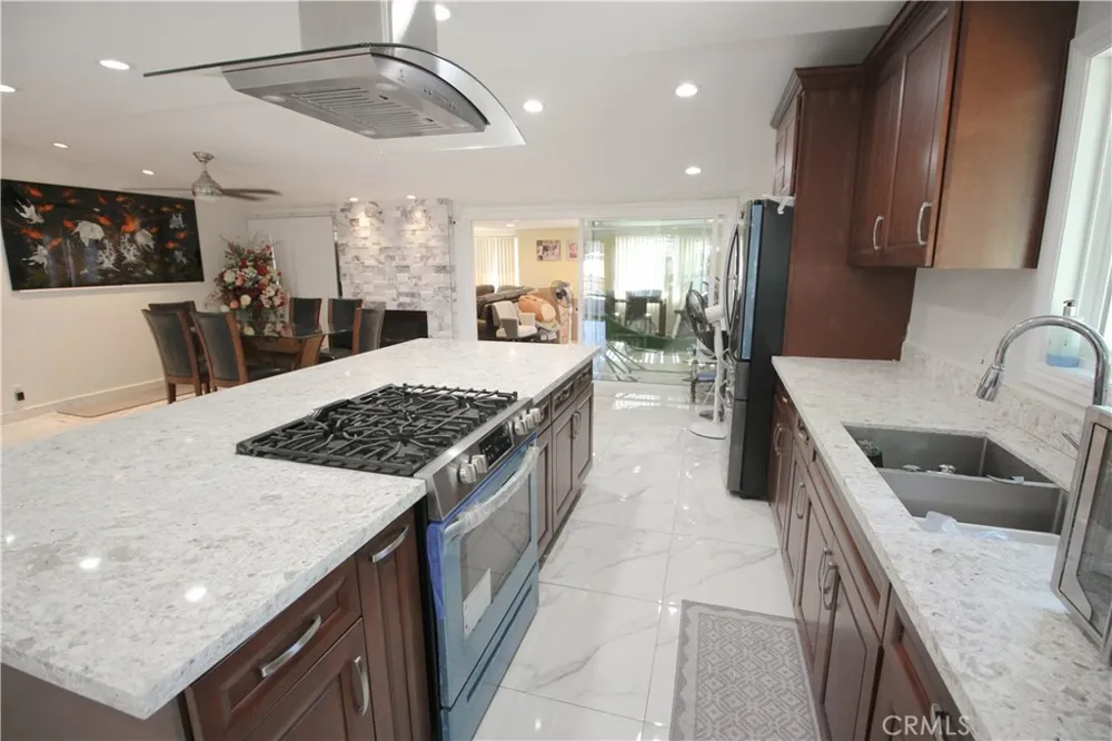 13361 Redbird St Garden Grove, CA 92843