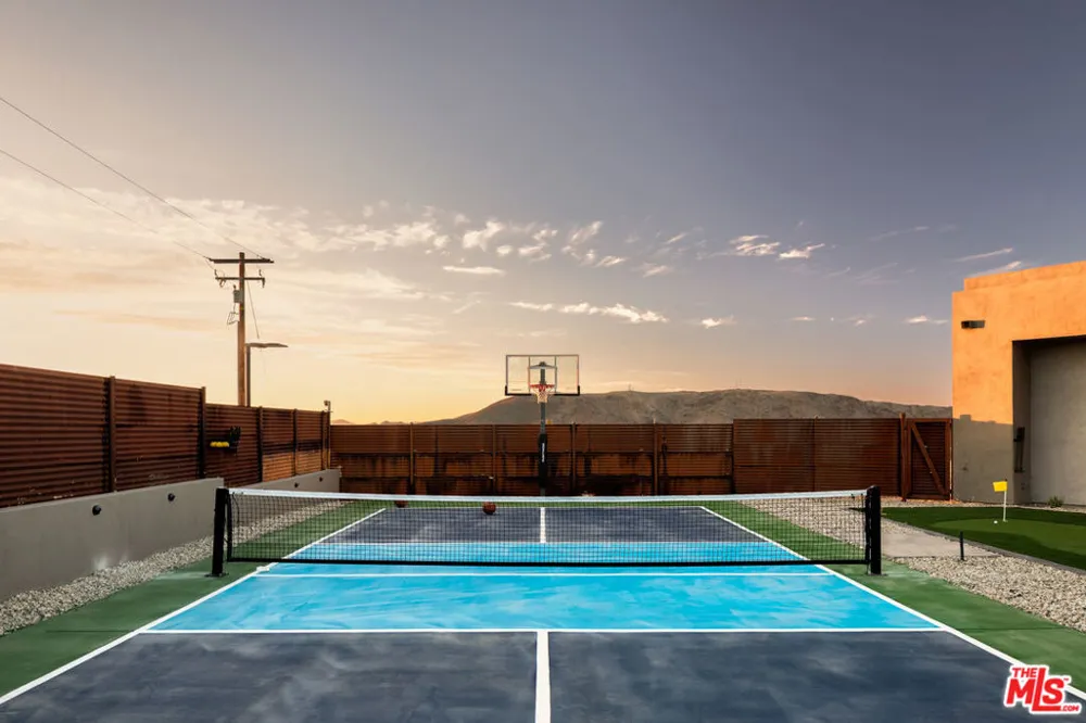 6765 Swanson Road Joshua Tree, CA 92252