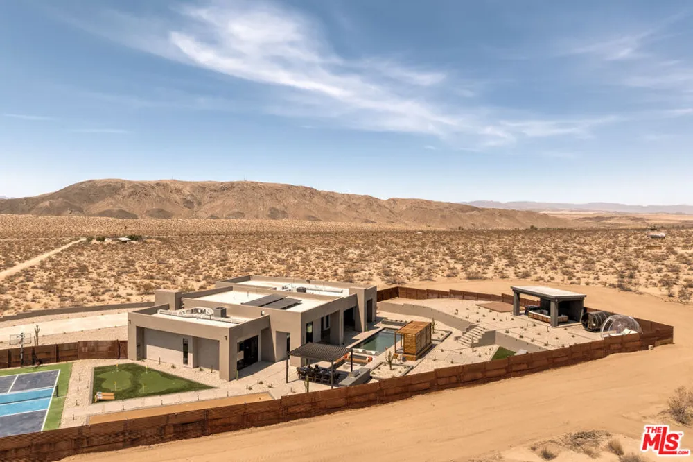 6765 Swanson Road Joshua Tree, CA 92252