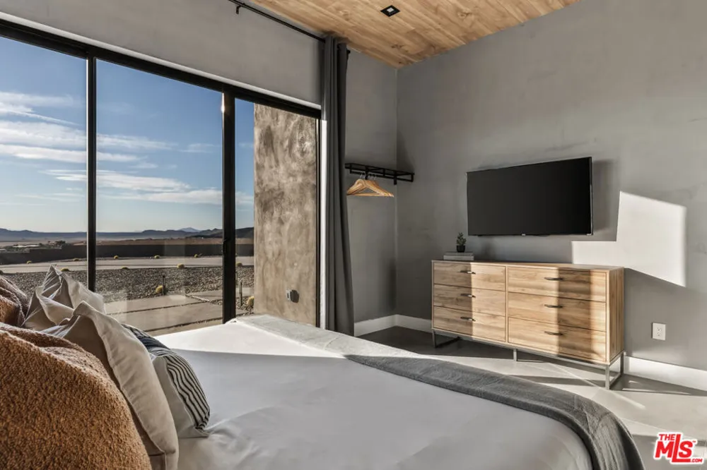 6765 Swanson Road Joshua Tree, CA 92252
