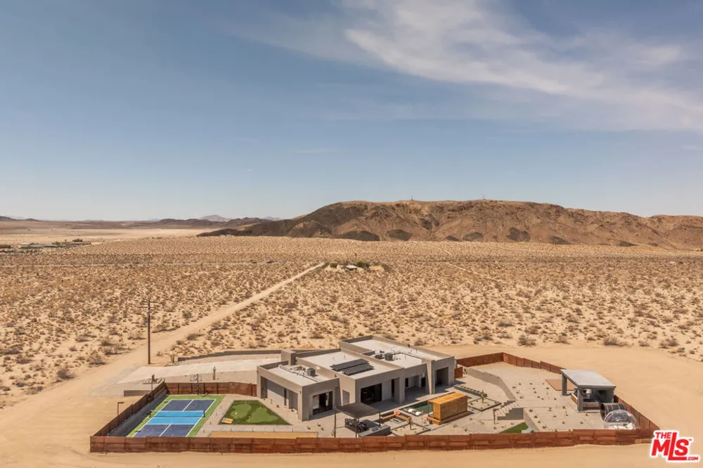 6765 Swanson Road Joshua Tree, CA 92252