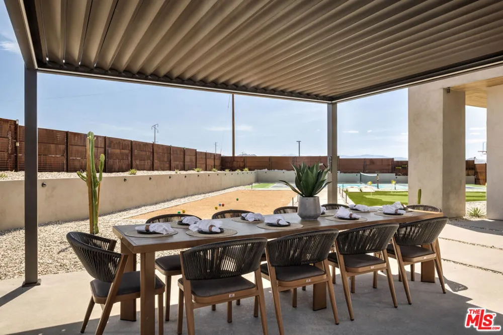 6765 Swanson Road Joshua Tree, CA 92252