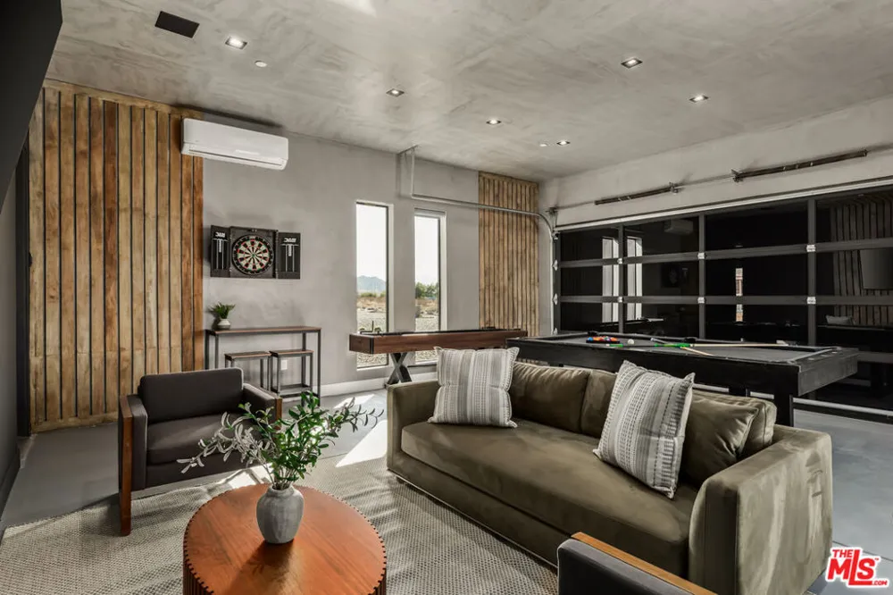 6765 Swanson Road Joshua Tree, CA 92252