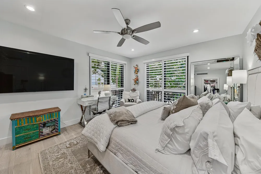 1556 S OCEAN LANE #204 Fort Lauderdale, FL 33316