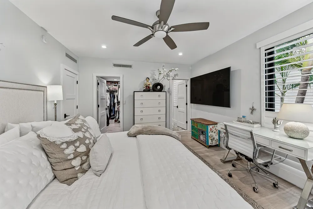 1556 S OCEAN LANE #204 Fort Lauderdale, FL 33316