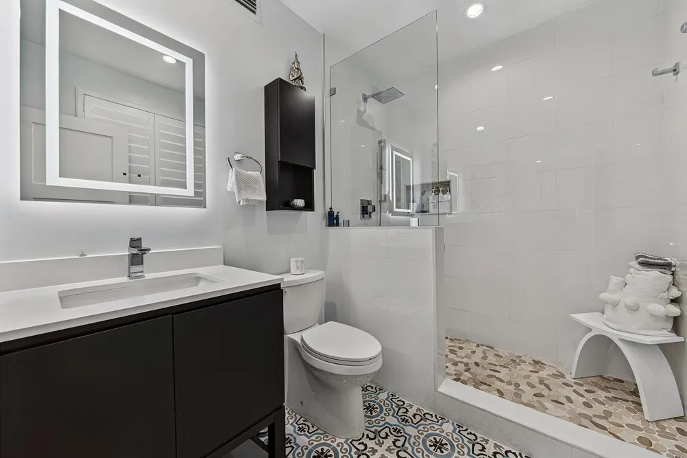 1556 S OCEAN LANE #204 Fort Lauderdale, FL 33316