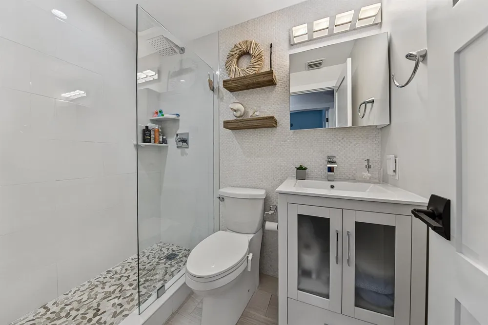 1556 S OCEAN LANE #204 Fort Lauderdale, FL 33316